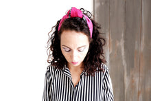 Carica l&#39;immagine nel visualizzatore di Gallery, Cerchietto capelli donna reversibile rosa e rosso - Multifaces design

