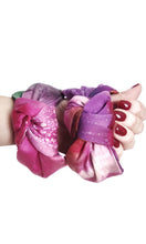 Carica l&#39;immagine nel visualizzatore di Gallery, Cerchietto capelli donna rosa - Multifaces design
