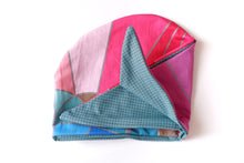 Carica l&#39;immagine nel visualizzatore di Gallery, Turbante chiuso reversibile rosa e celeste - Multifaces design
